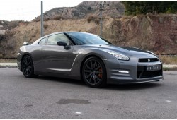 Nissan GT-R 3.8 v6 Black...